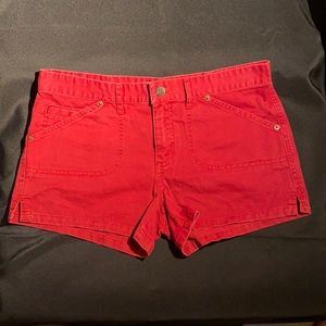 🦋3/$18🦋 Abercrombie Red Chino Short Shorts